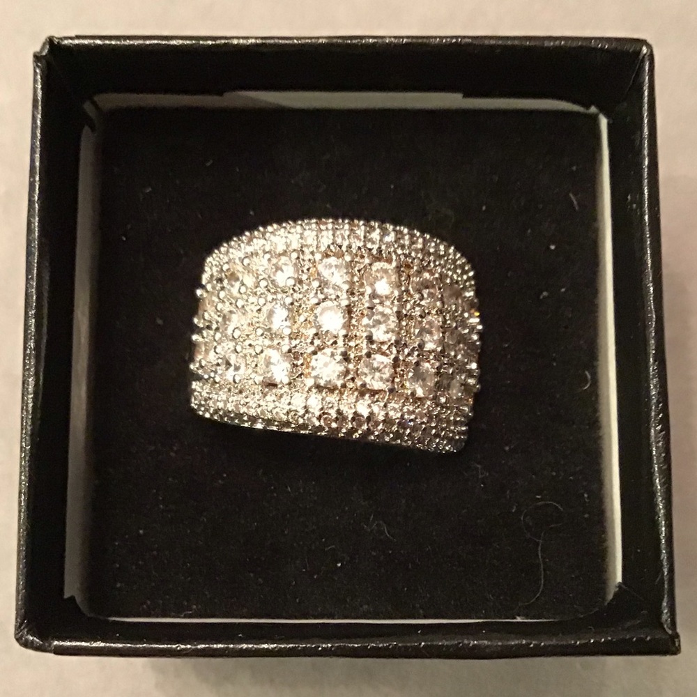 Fashion Ring